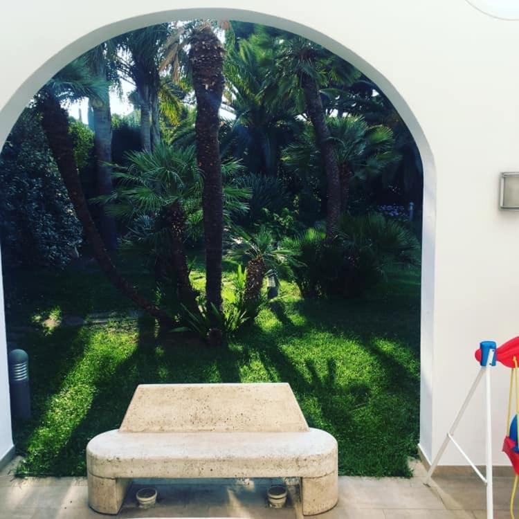 Villa Andrea Bari Bagian luar foto